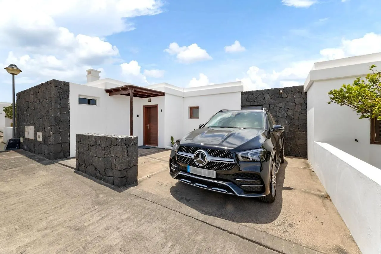 Lanzarote Villa 3 Islas - Pool Heated 普拉亚布兰卡