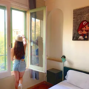 https://wow-hostel-barcelona.topbarcelonahotels.com